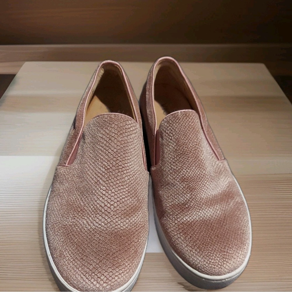 VIONIC Splendid Midi Holiday Women's Blush Suede Slip-On Size 6 Y2k Boho Sneaker